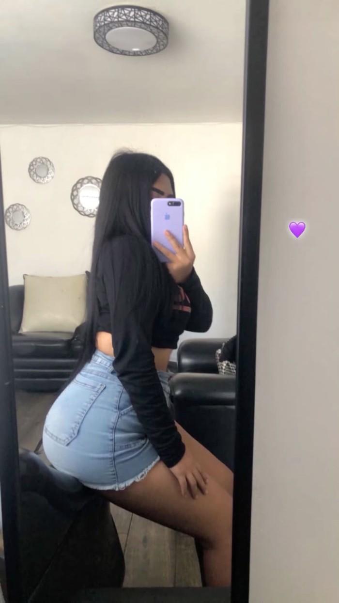 Dúo venezolano caliente, sin límites ni prisas en sur