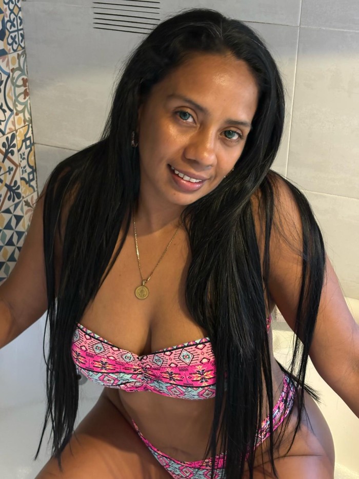 Colombiana muy guapa y disfrutona NOVEDAD