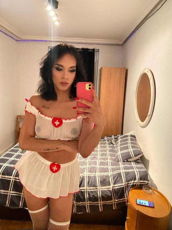 Trans guapa y elegante