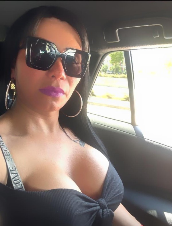 Soy su linda Latina guapa sexy