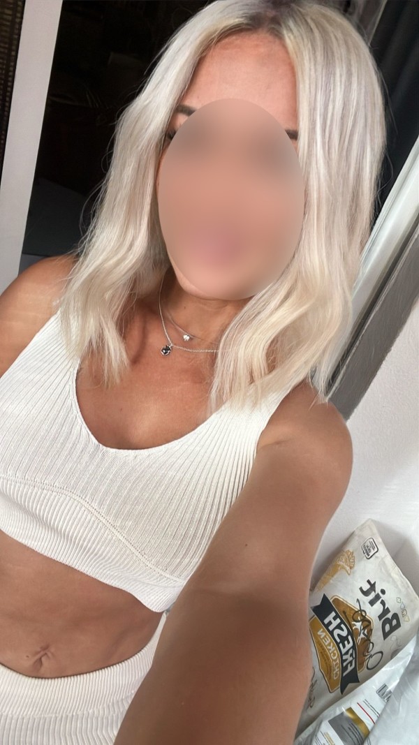 VALENTINA escort pasional