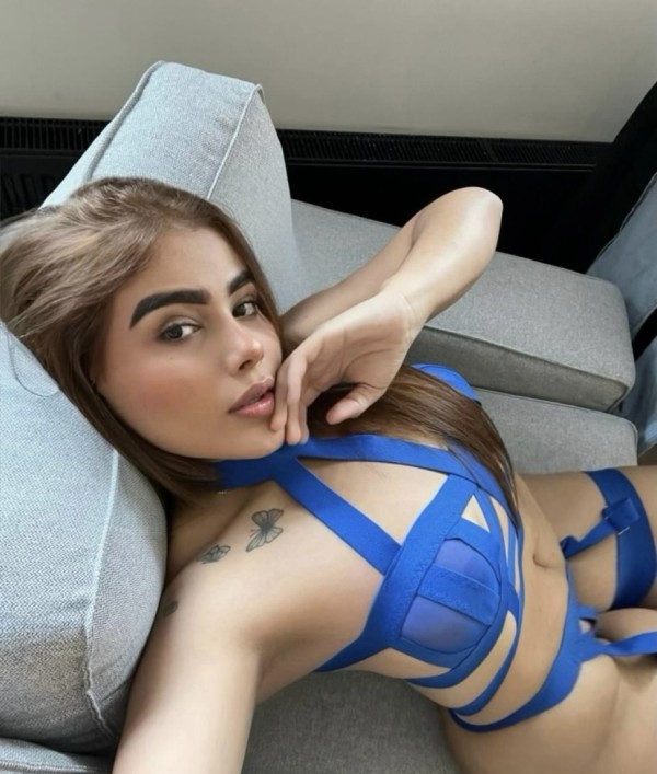 ~~ FRANCESCA MORENA super guapa y maja noveda