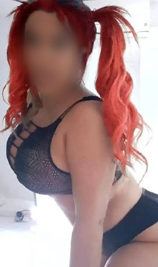 La pelirroja el puro fuego