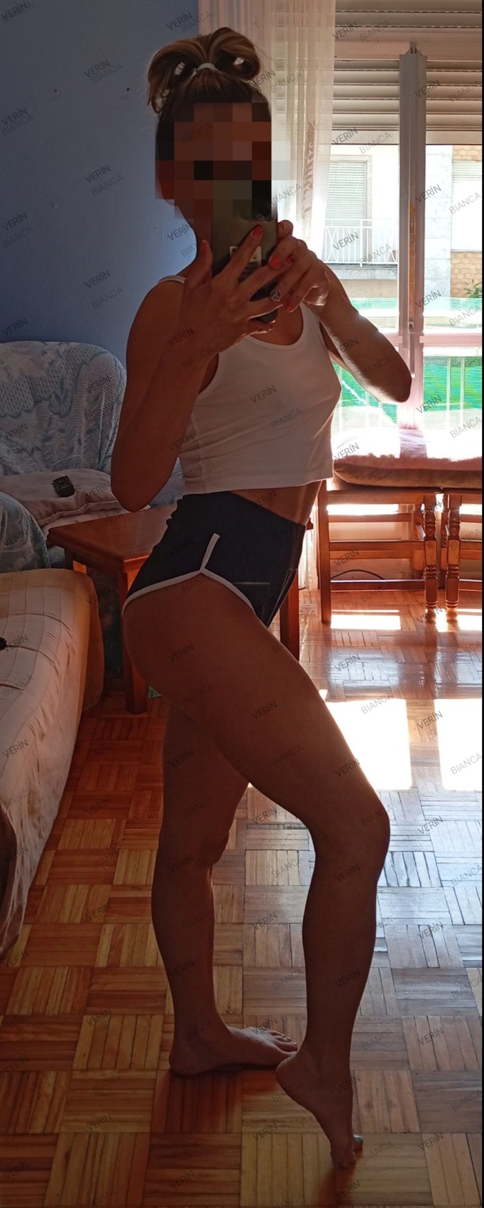 Independiente, Sólo atiendo con cita previa, Verín