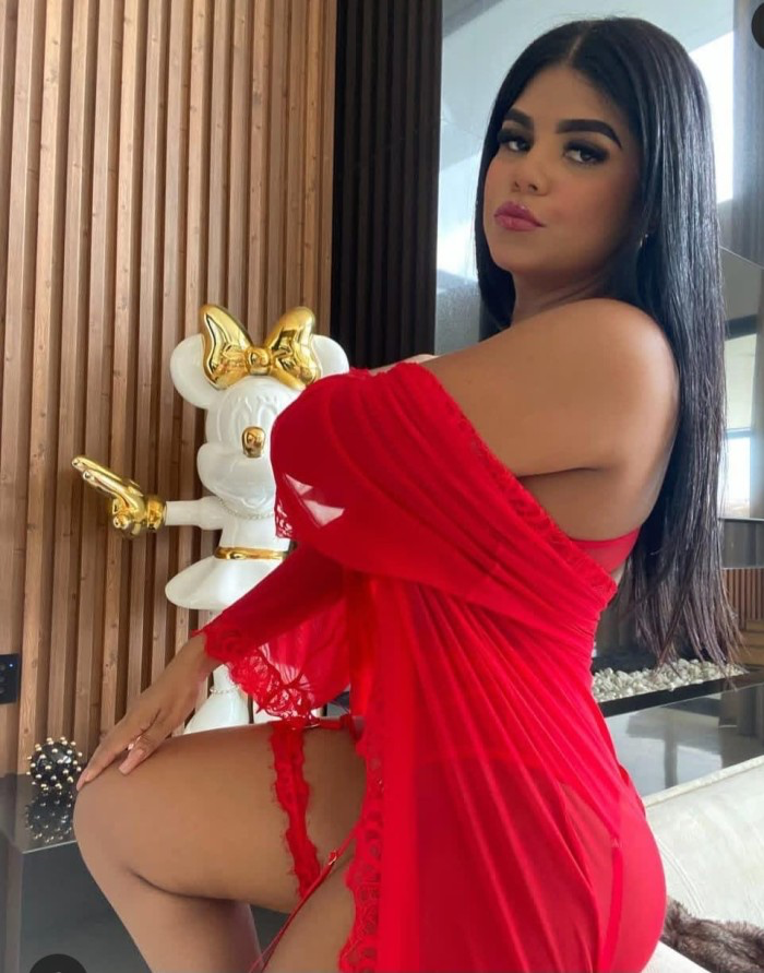 Latina colombiana cachonda- Cómpeta