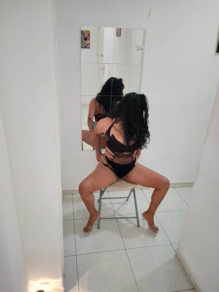 DISTINGUIDA MADURITA LATINA NOVEDAD EN LA LAGUNA