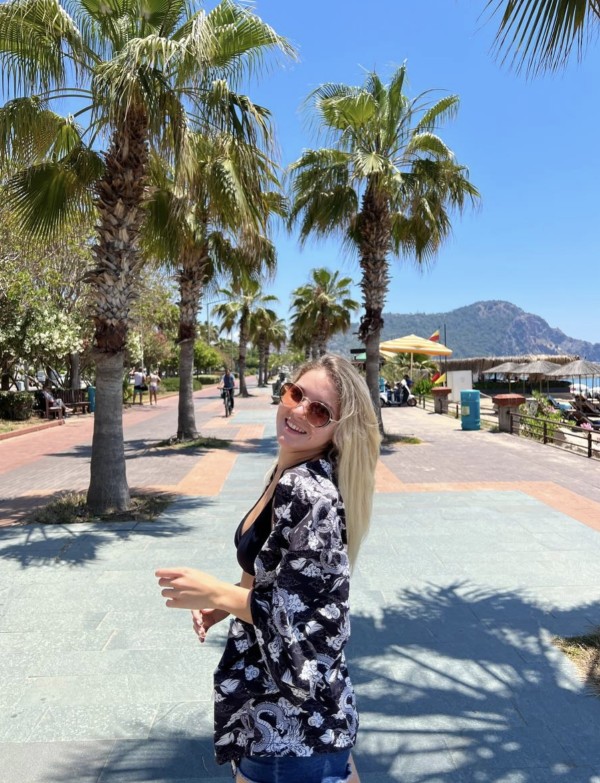 NUEVA CHICA UCRANIANA EMMA…PISO PROPIO DICRECION … REAL Y SIMPÁTICA