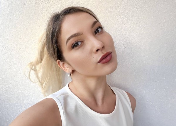 NUEVA CHICA UCRANIANA EMMA…PISO PROPIO DICRECION … REAL Y SIMPÁTICA