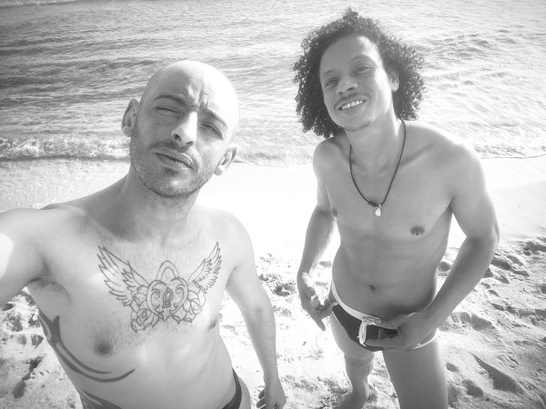 DOS POLLONES XXL PARA CUMPLIR TUS DESEOS Y MAS