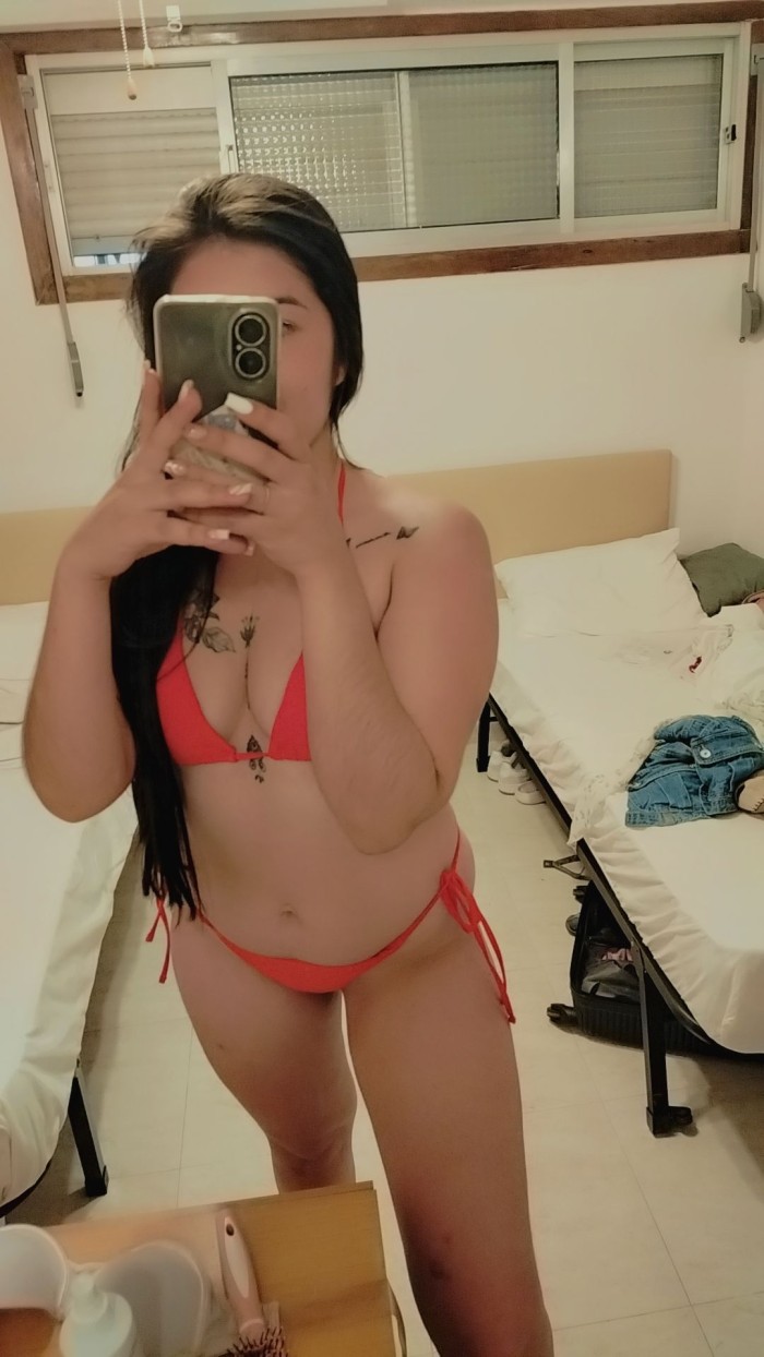 Latinas Hermanitas Fogosas y Ardientes