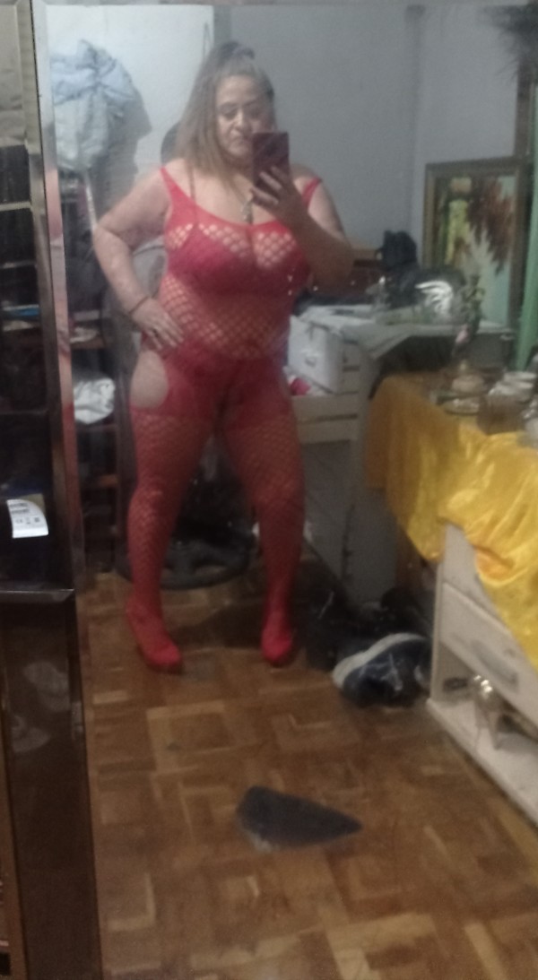 Vallecas Carol solo hotel y domicilio 24 hs particular