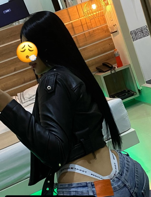 LATINA RECIÉN LLEGADA