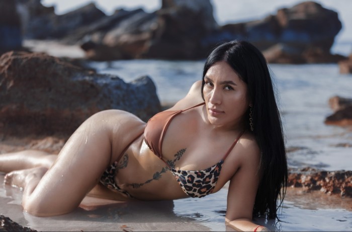 Ivony: Escort Colombiana de Lujo en Ibiza – Experi