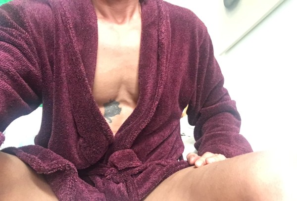 Tio gay masculino en terrassa versátil