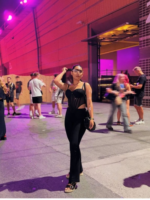 VALENTINA SEXI COLOMBIANA NUEVA EN TU CIUDAD