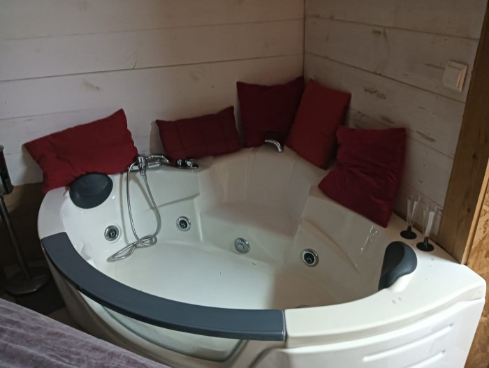 NOVEDAD SERVICIO JACUZZI