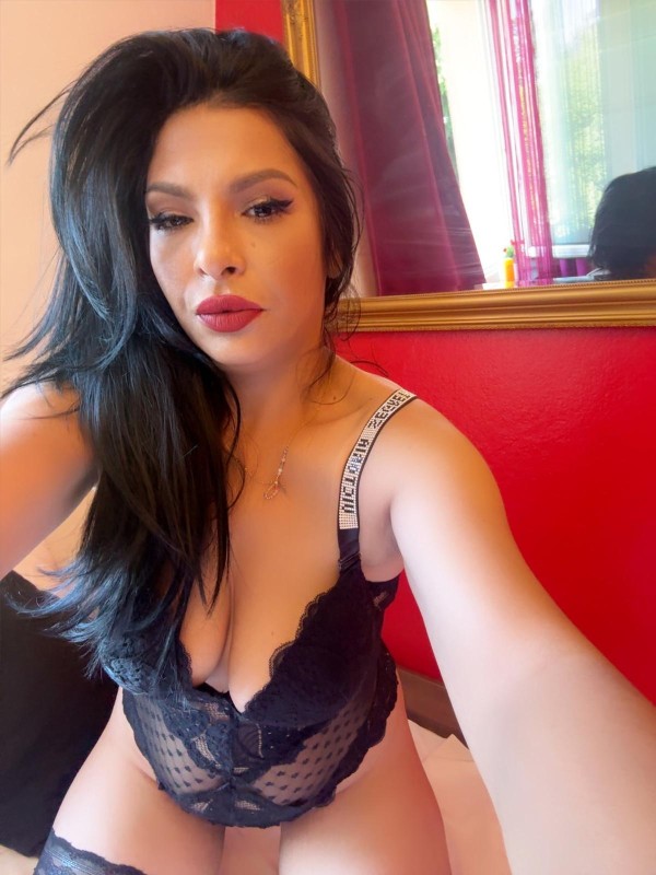 Morena Dulce y Caliente acaba de llegar a tu ciudad