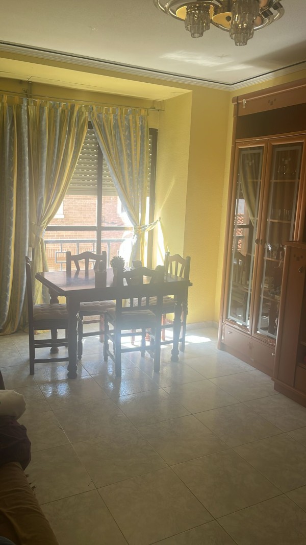 HERMOSAS HATACIONES DISPONIBLE EN VALDEPEÑAS DISCR