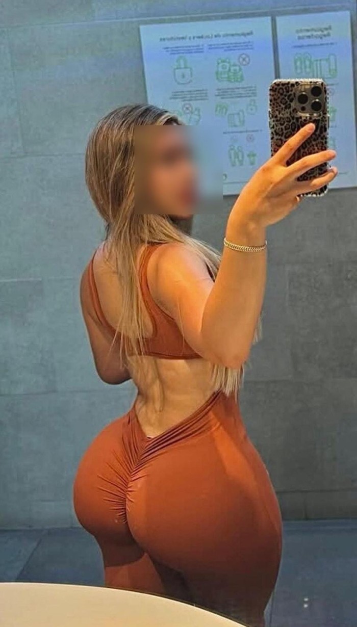 CULONA, CANCHONDA IMPLICADA EN EL SEXO