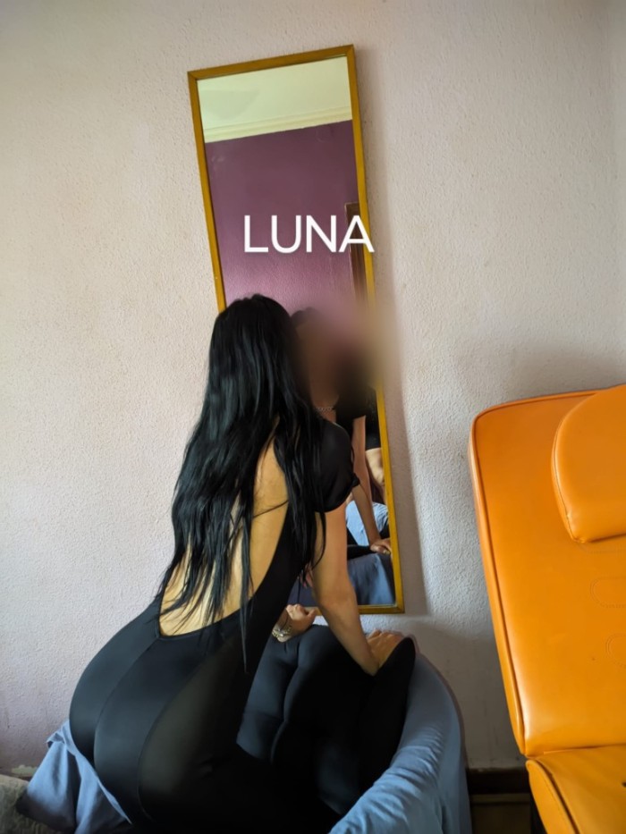 Jovencita fiestera,muy cariñosa