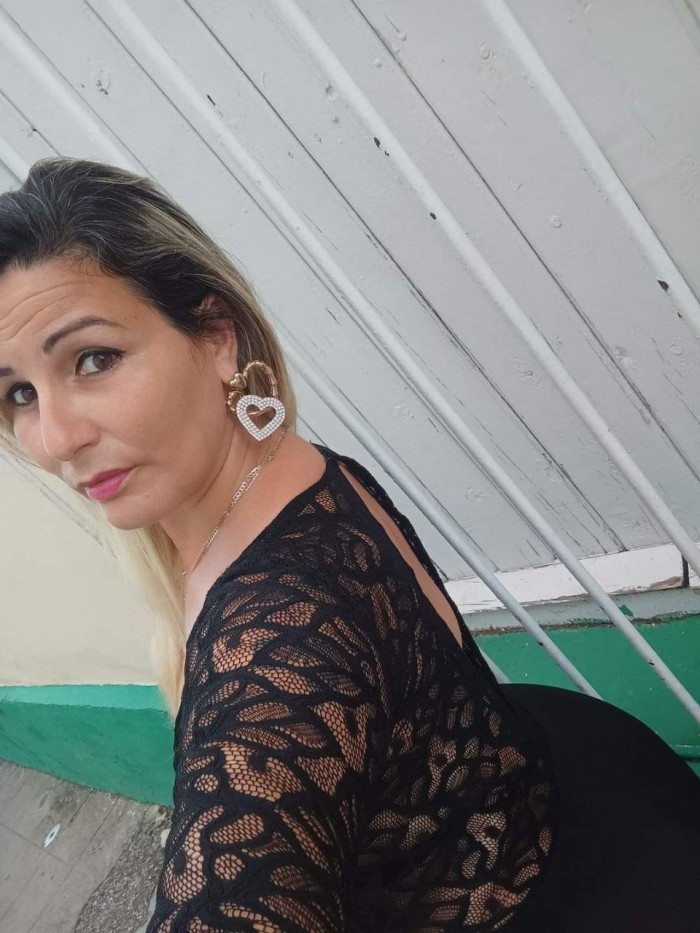 Eva latina descago tus huevos..