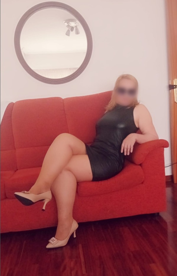 SOY ESA MUJER MADURITA QUE BUSCAS ESA SOY YO NUEVAMENTE EN LA CORUÑA