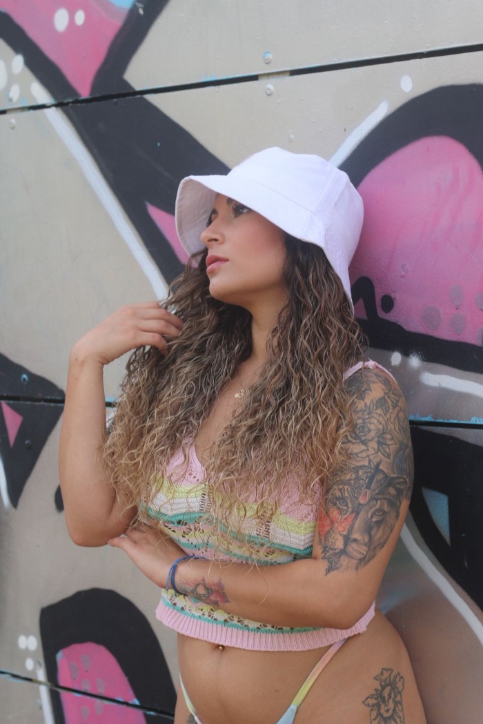 RACHEL NOVEDAD FIESTERA TODO UN VOLCAN CANDENTE