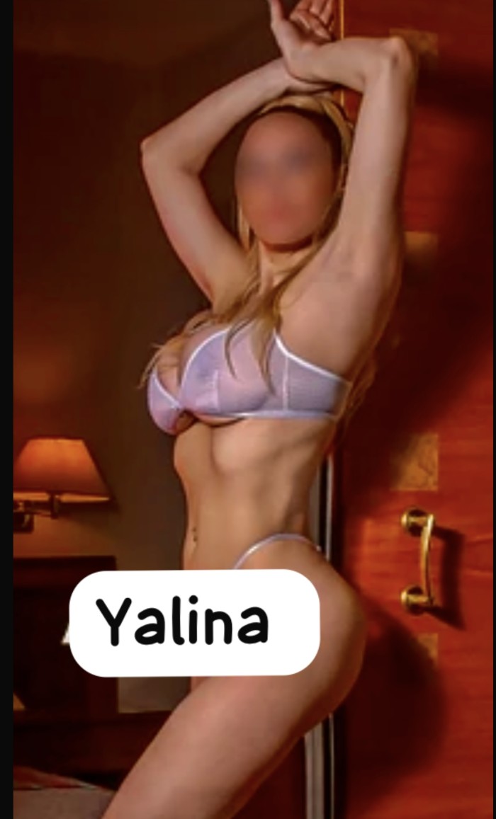 Yalina espectacular bombón exótico