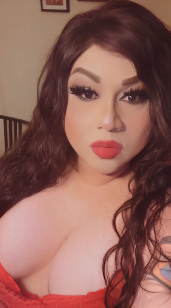 BESUCONA, LAME CULOS, DOY Y RECIBO LECHE EN BOCA, BESO BLANCO Y MEADOS