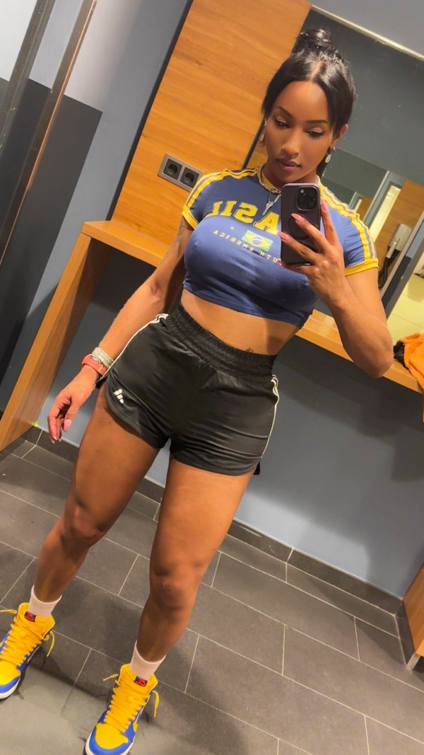 NO24h TRANS BRASILEÑA ACTIVAZA FIESTERA FOTOS ACTUALES VIVO SOLA