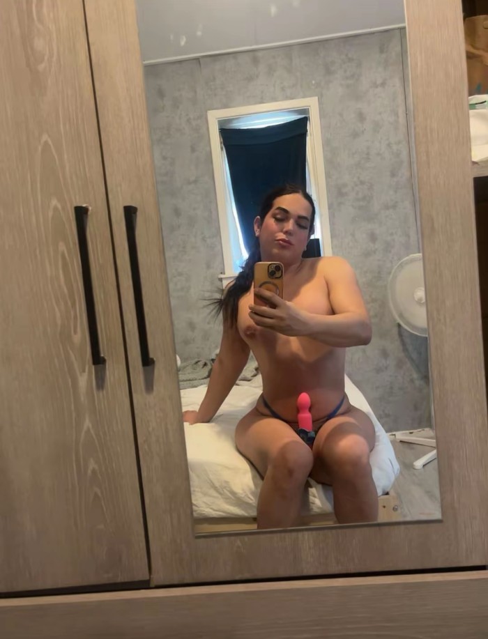 Top model colombiana en camas