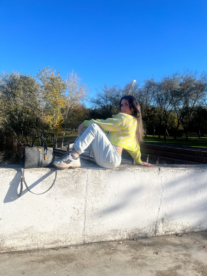 Top model colombiana en camas