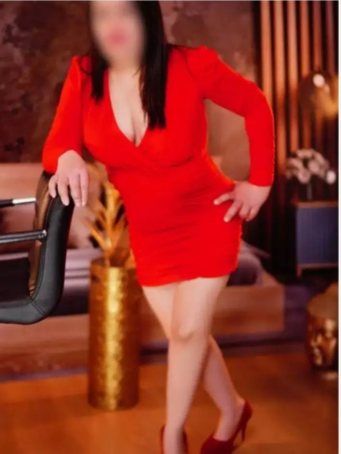 RELLENAME EL COÑO DE POLLA Y LECHE