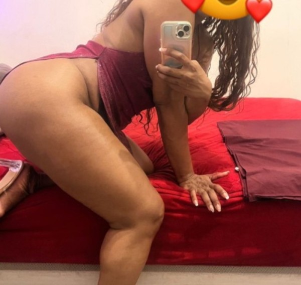 Masajes relajantes y lo que surja,piso discreto