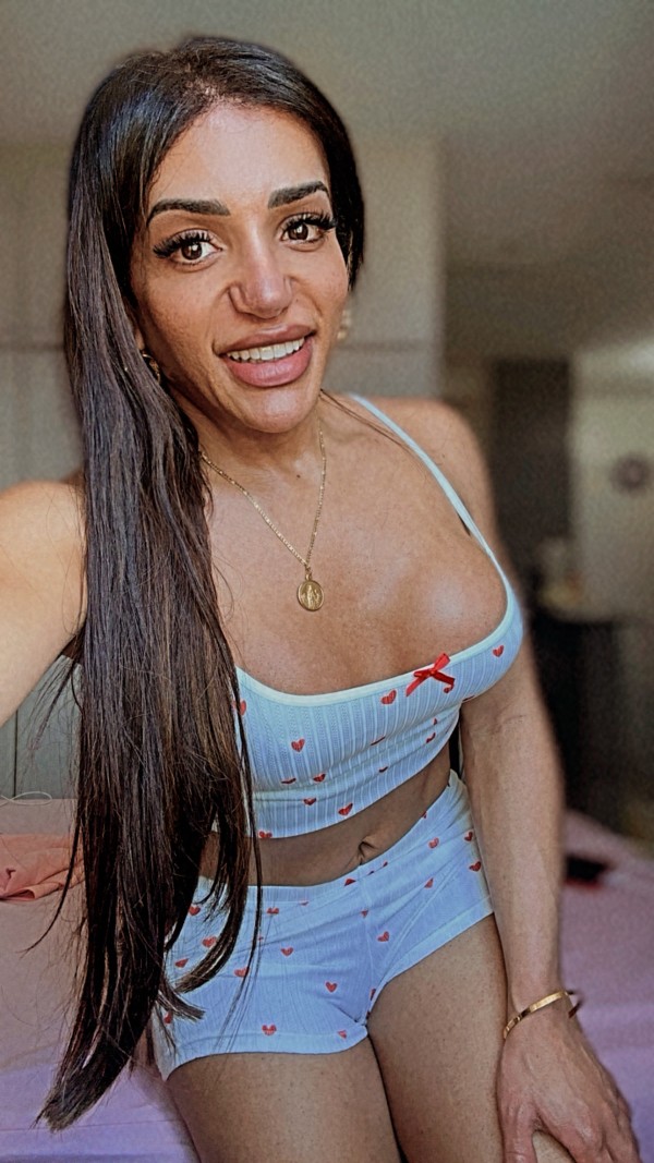 PERLA ARANTXA TRANS MORENA BRASILEÑA FEMENINA