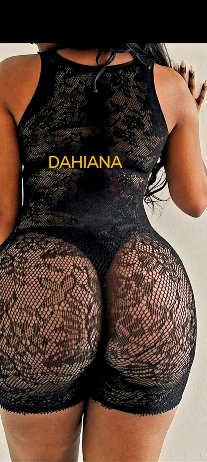 MULATA CON CURVAS PERFECTAS