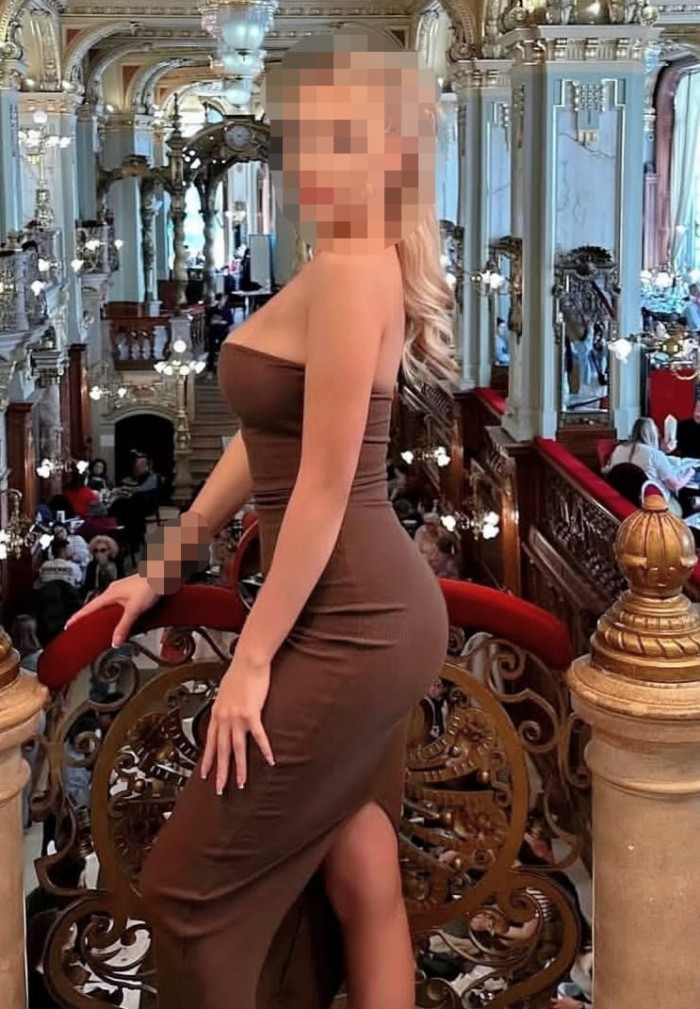 Sofía 29, europea ardiente en Plaza Circular