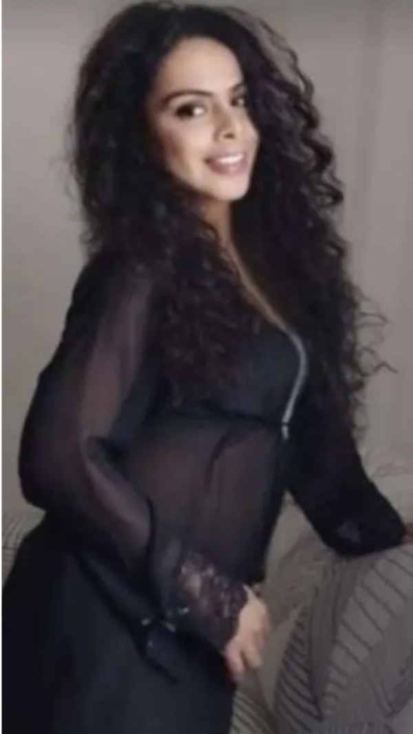 Carol jovencita pocos días xl