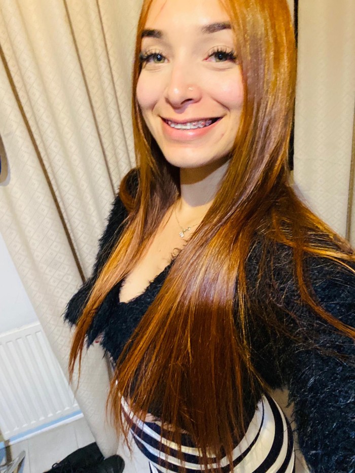 Colombiana pelirroja muy dulce – Metro Peñagrande