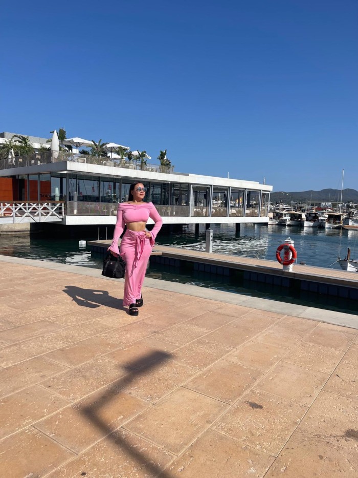 Colombiana muy dulce y cachonda NOVEDAD