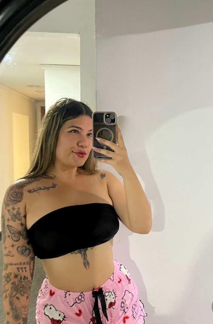 Pack de horas soy una latina fiestera muy morbosa