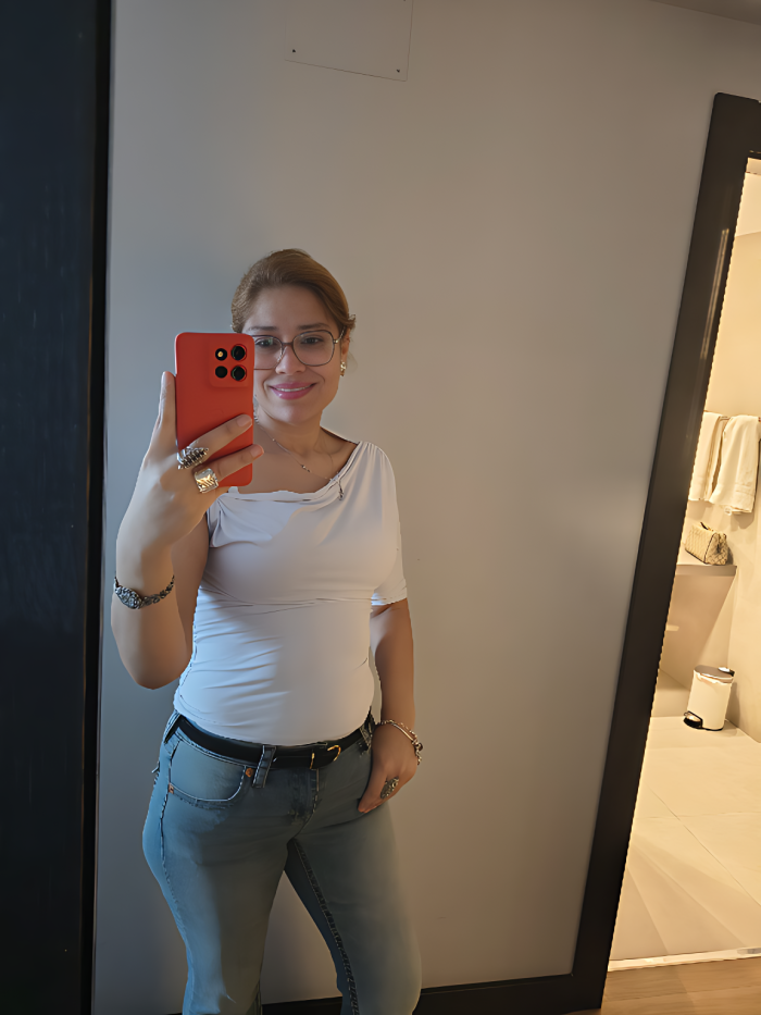 Mexicana sólo videollamada y venta de videos personalizados
