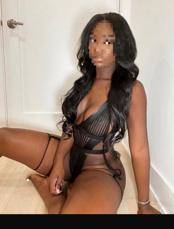 Lorca Paola morenaza cariñosa complaciente