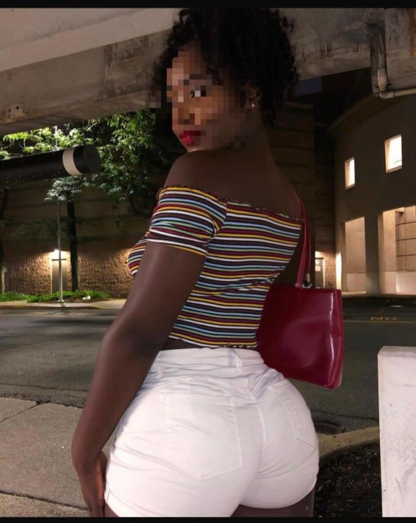 Lorca Paola morenaza cariñosa complaciente