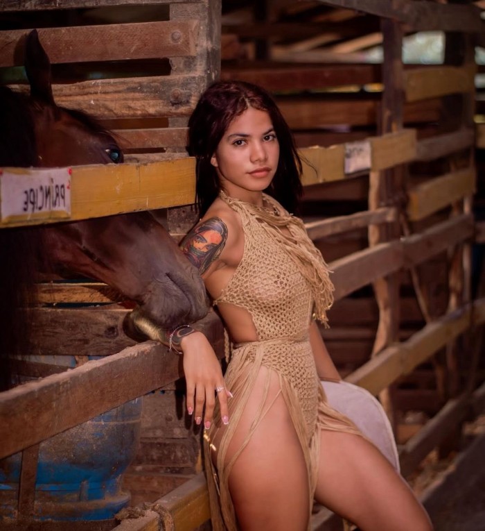 Teen colombiana cachonda – Torre del Mar