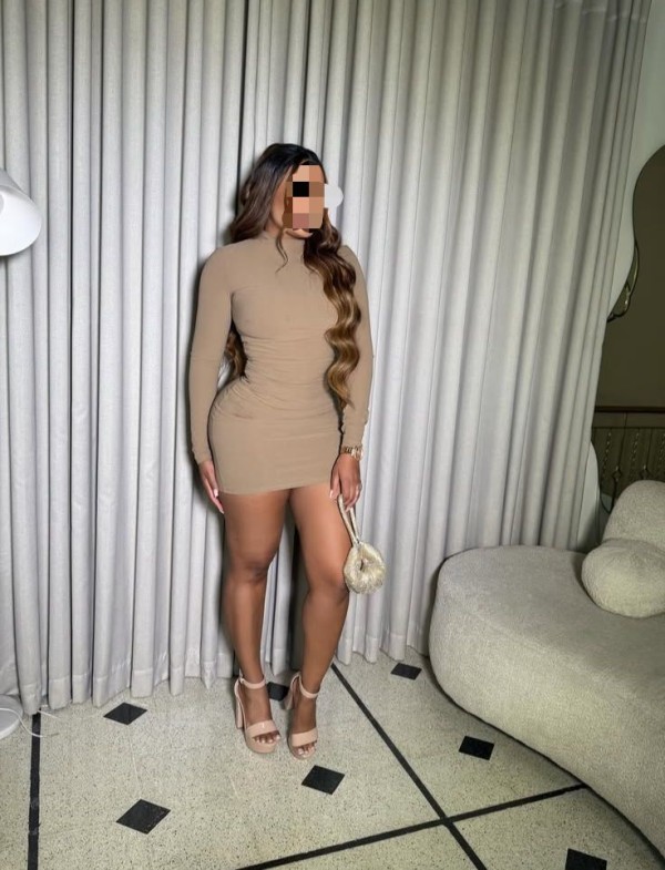 MORBOSA Y MUY CALIENTE