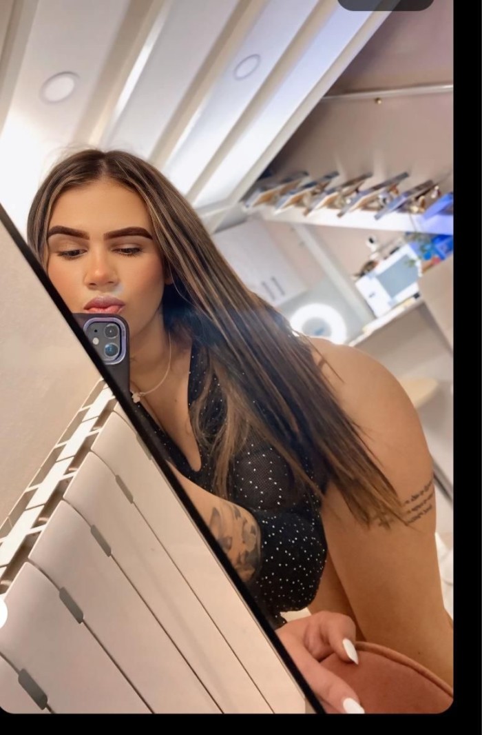 Colombiana muy guapa y con ganas de buen sexo