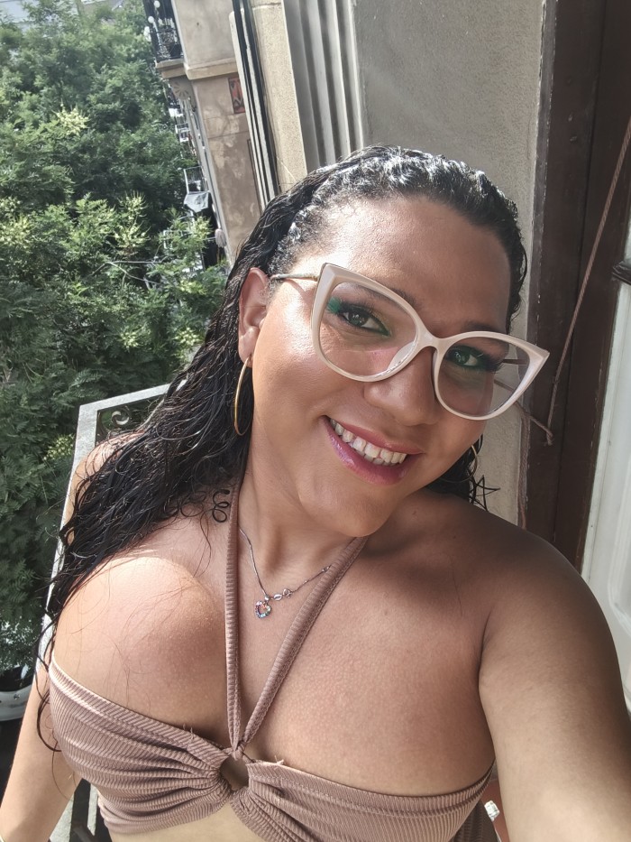 Morena venezolana fogosa BCNETA disponible ya