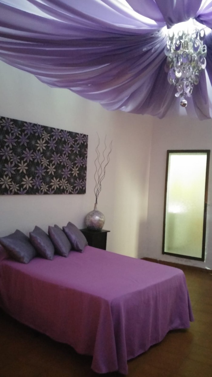 SE ALQUILA HABITACIÓN EN CHALET DE LUJO EN JAÉN