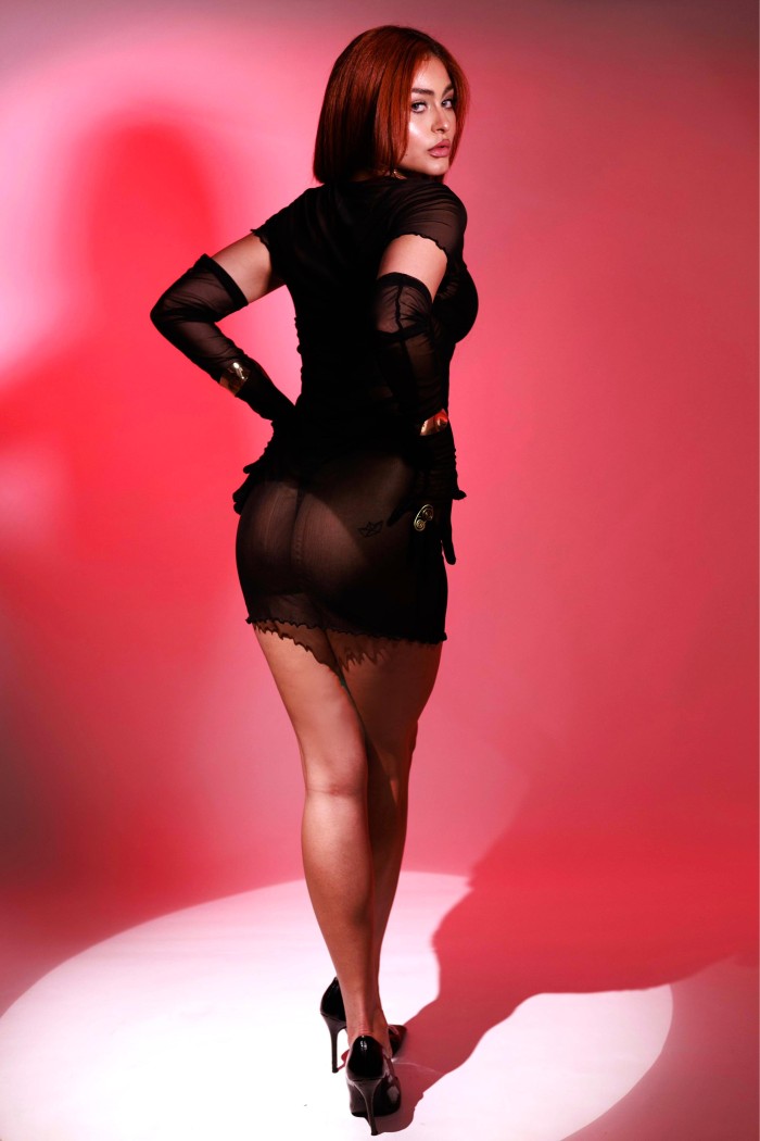 2 AMIGAS RECIEN LLEGADAS ARENAL